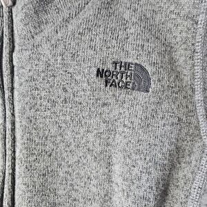 North Face Fleece Zip Sweater Gray Large Women’s Logo detail sleeve